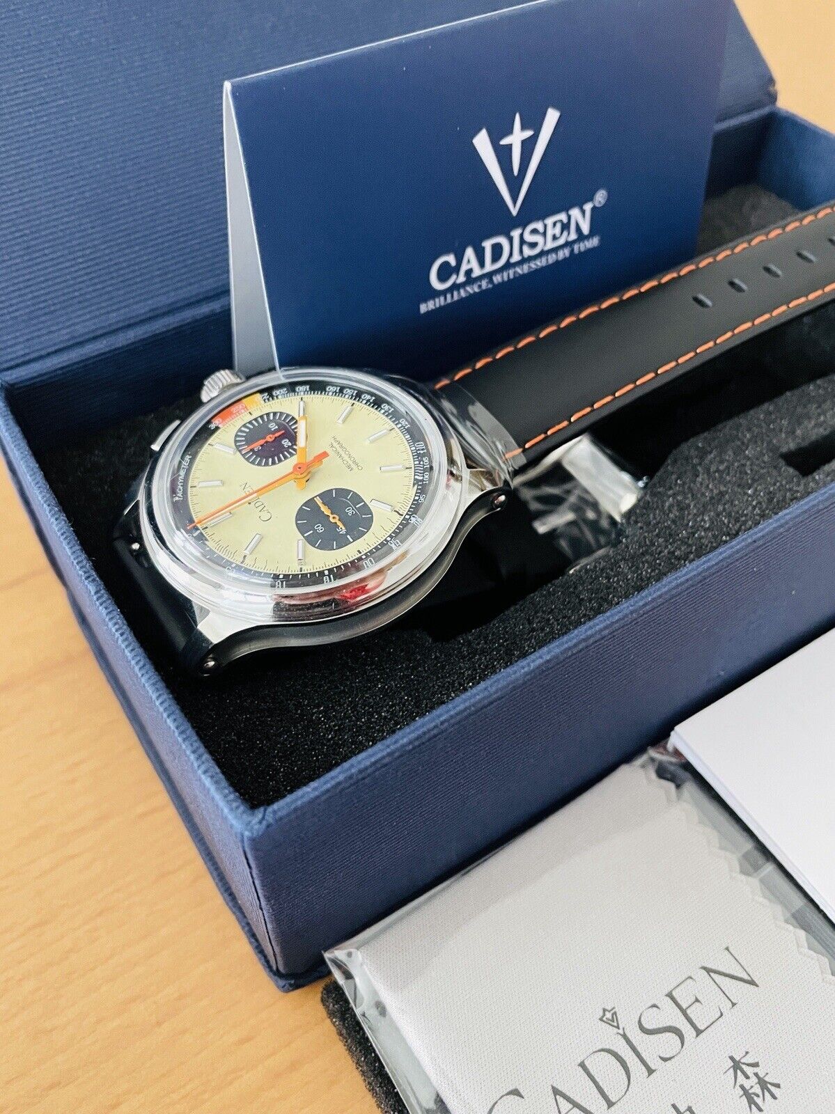 CADISEN C8212MWBW mit Chronograph & Seagull ST1900 Uhrwerk mit Handaufzug